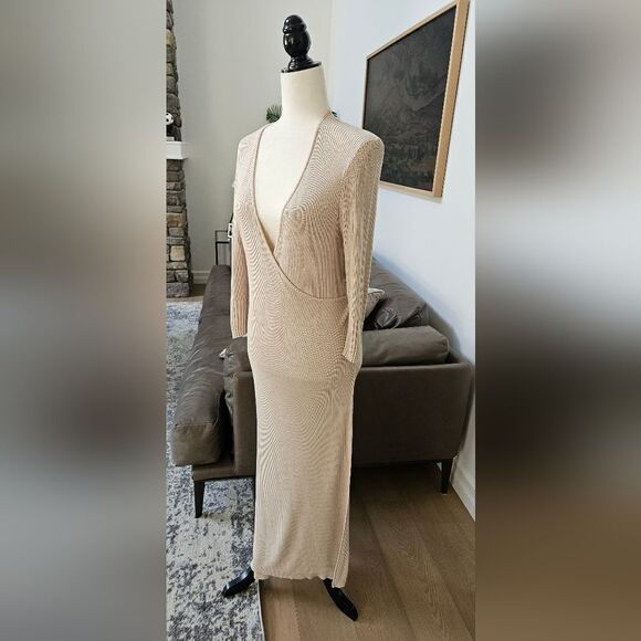 Nwot European reserved wrap long sleeve sweater dress - Picture 3 of 7